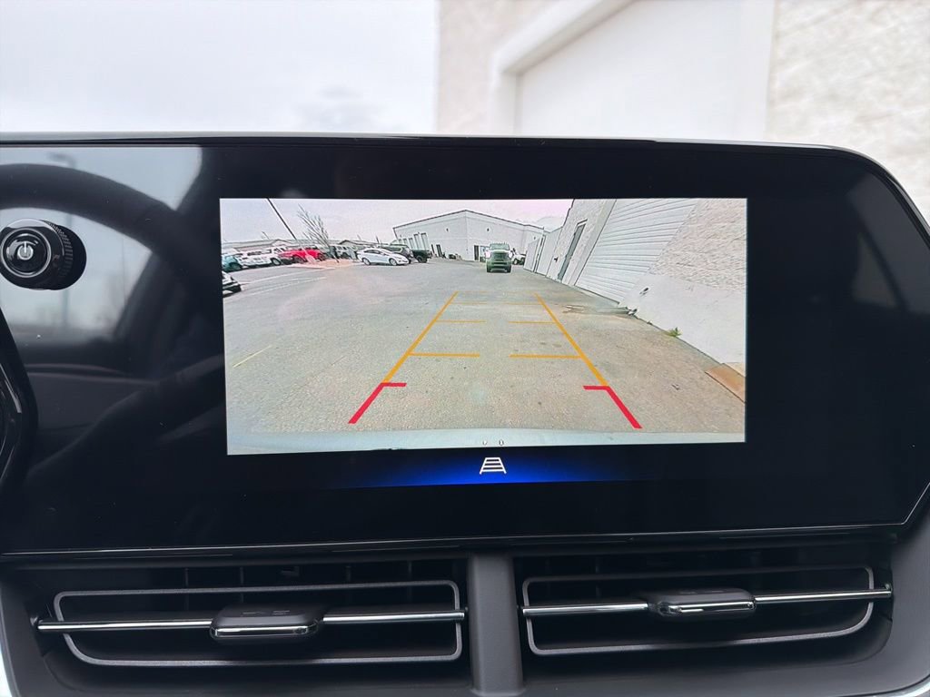 New 2026 Chevrolet Trax LT w/ Driver Confidence Package FWD image 15