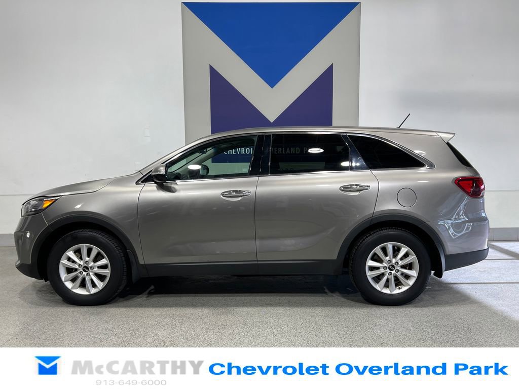 Used 2019 Kia Sorento LX image 8