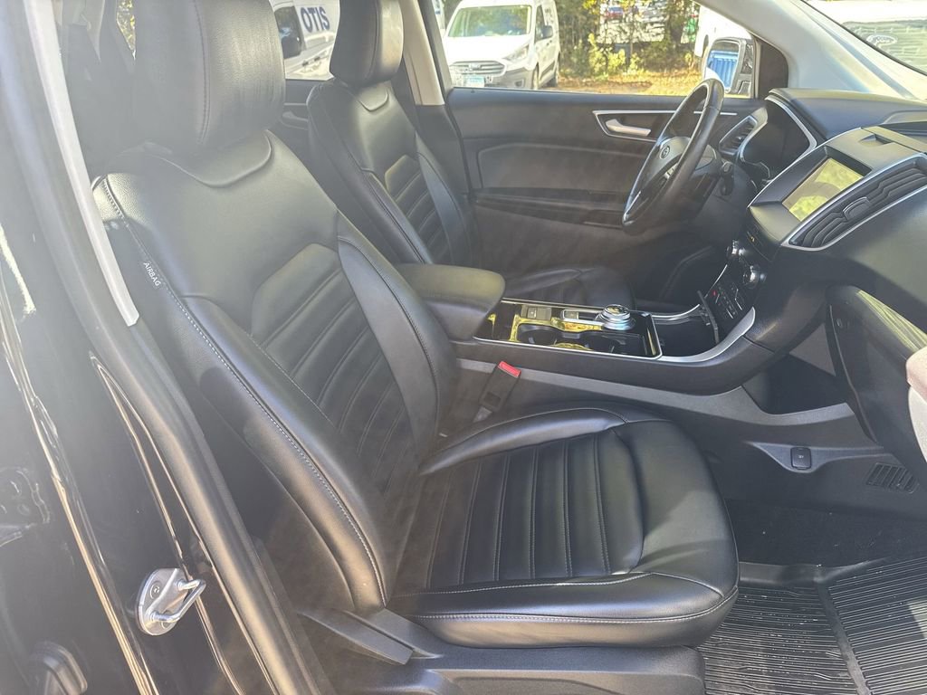 Certified 2020 Ford Edge SEL w/ Convenience Package image 25