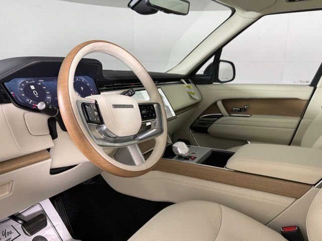 New 2026 Land Rover Range Rover SV AWD/4WD image 6