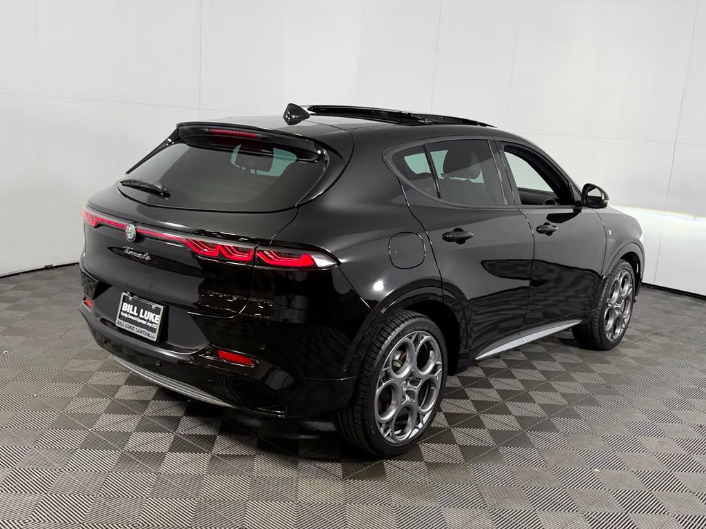 Used 2024 Alfa Romeo Tonale Ti AWD/4WD image 8