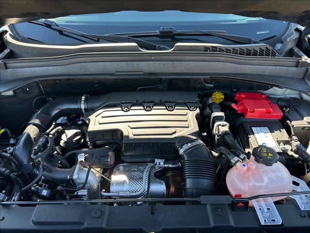 Used 2023 Jeep Renegade Altitude AWD/4WD image 26