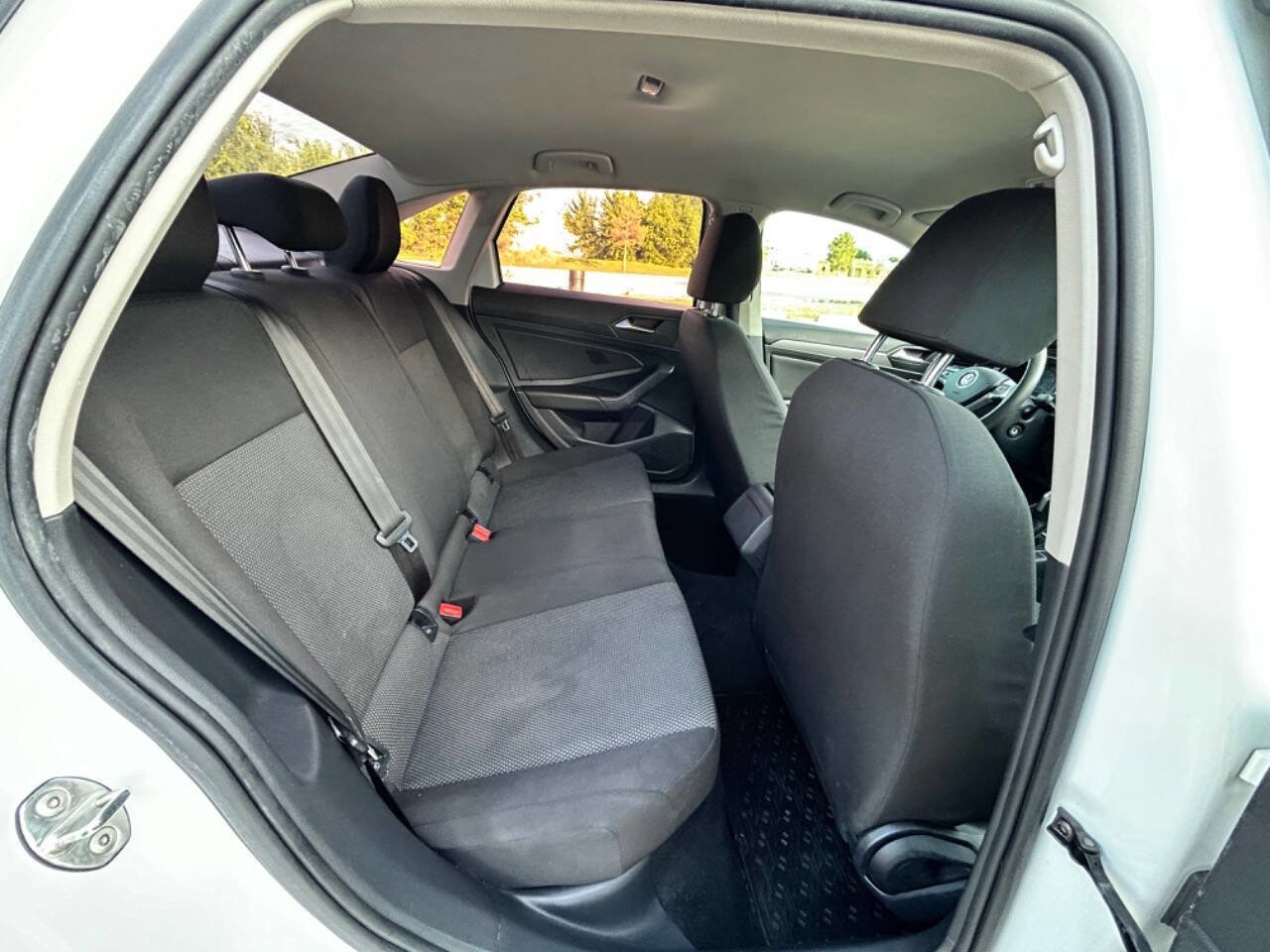 Used 2019 Volkswagen Jetta S image 14