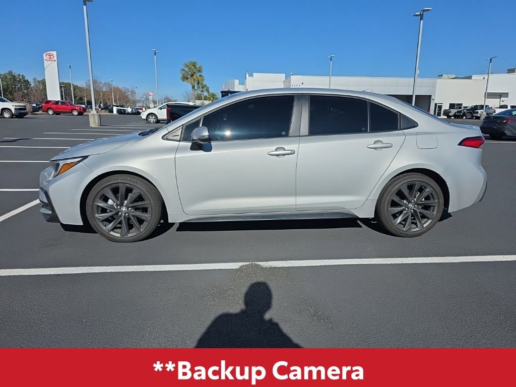 Used 2023 Toyota Corolla SE image 4