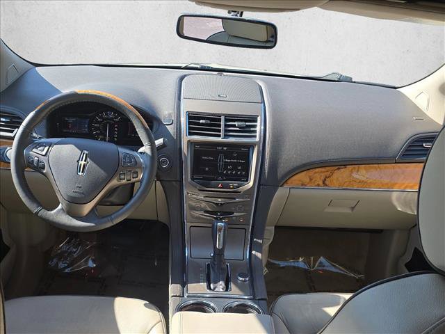 Used 2015 Lincoln MKX FWD w/ Equipment Group 101A image 16