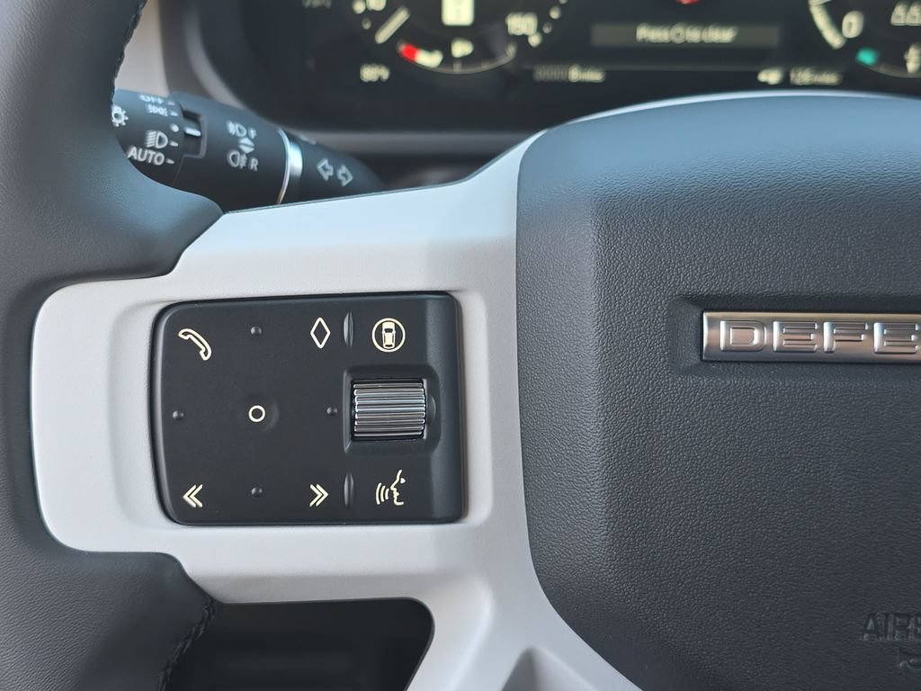 New 2026 Land Rover Defender 110 S AWD/4WD image 17
