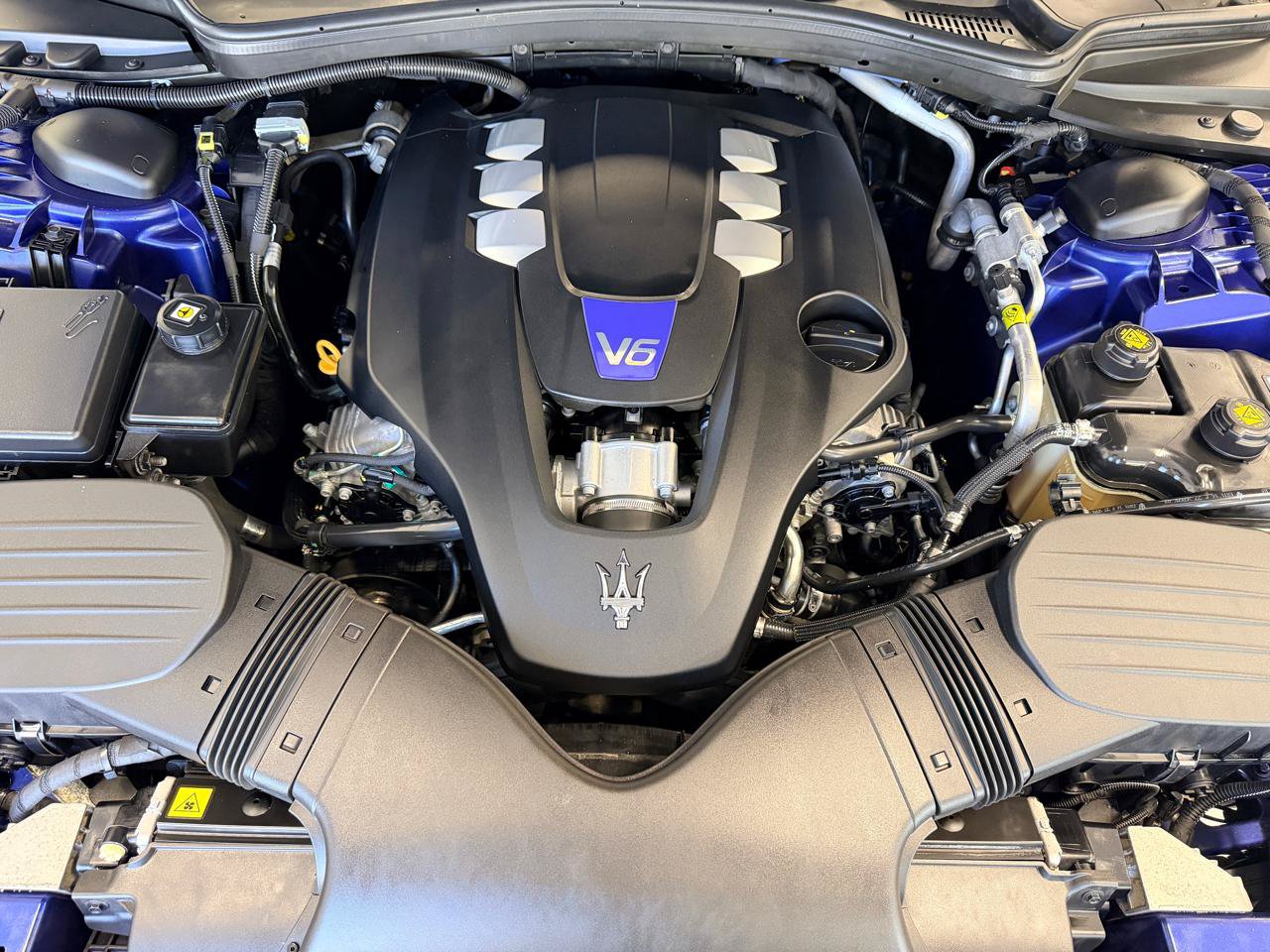 Used 2017 Maserati Ghibli S RWD image 54
