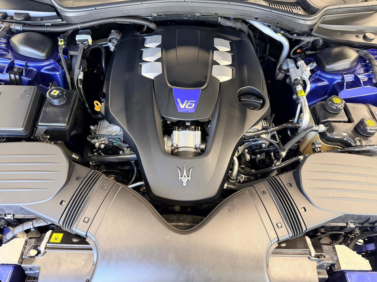 Used 2017 Maserati Ghibli S image 54