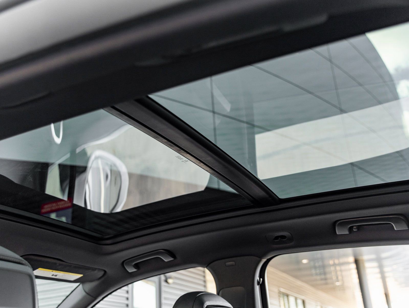 Used 2023 Porsche Cayenne image 26