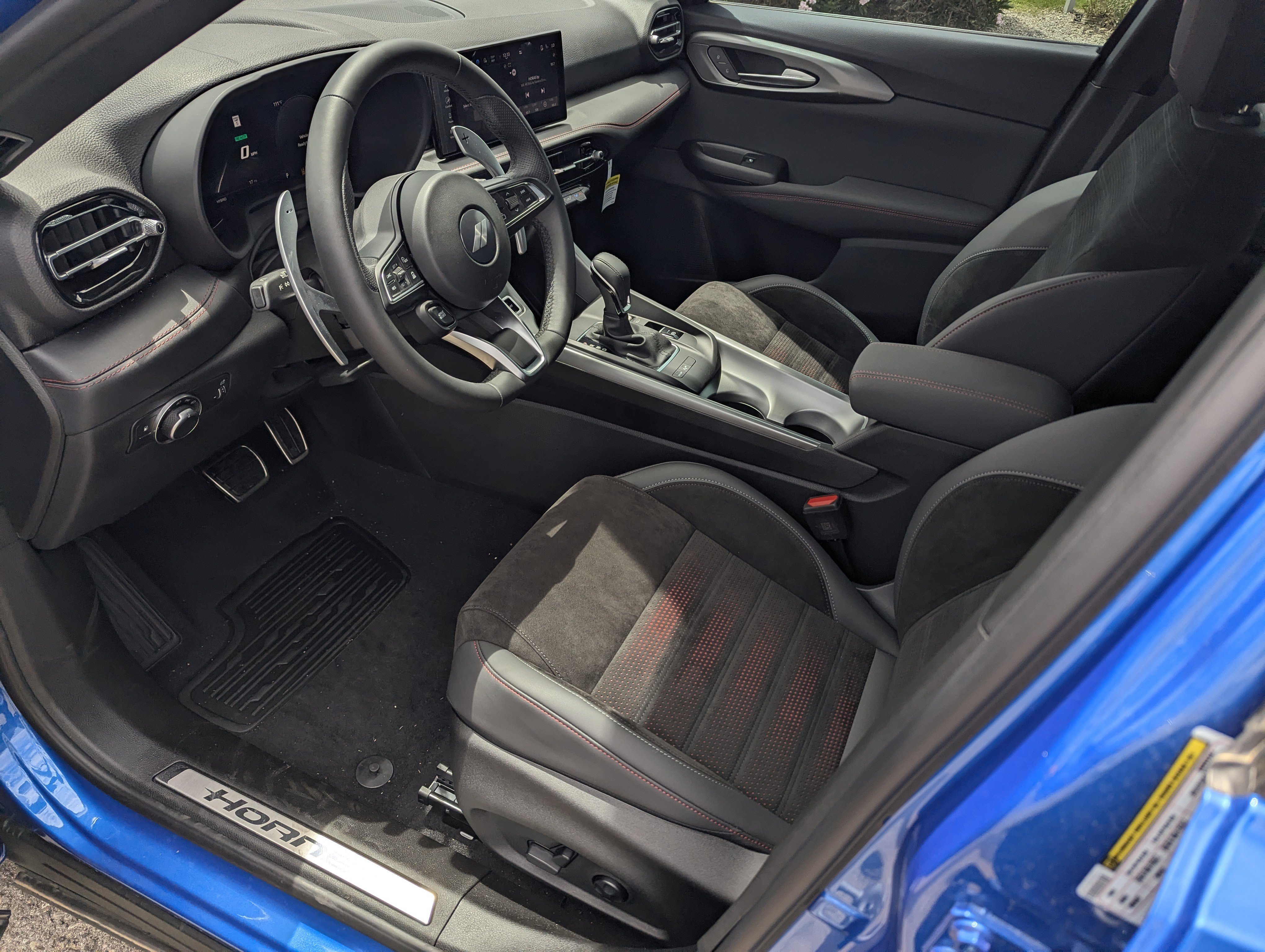 New 2025 Dodge Hornet R/T image 9