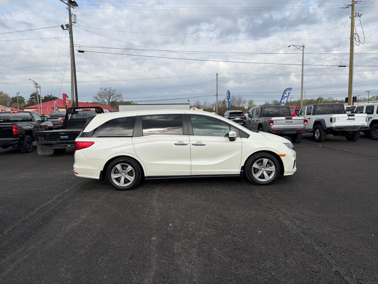 Used 2019 Honda Odyssey EX image 2