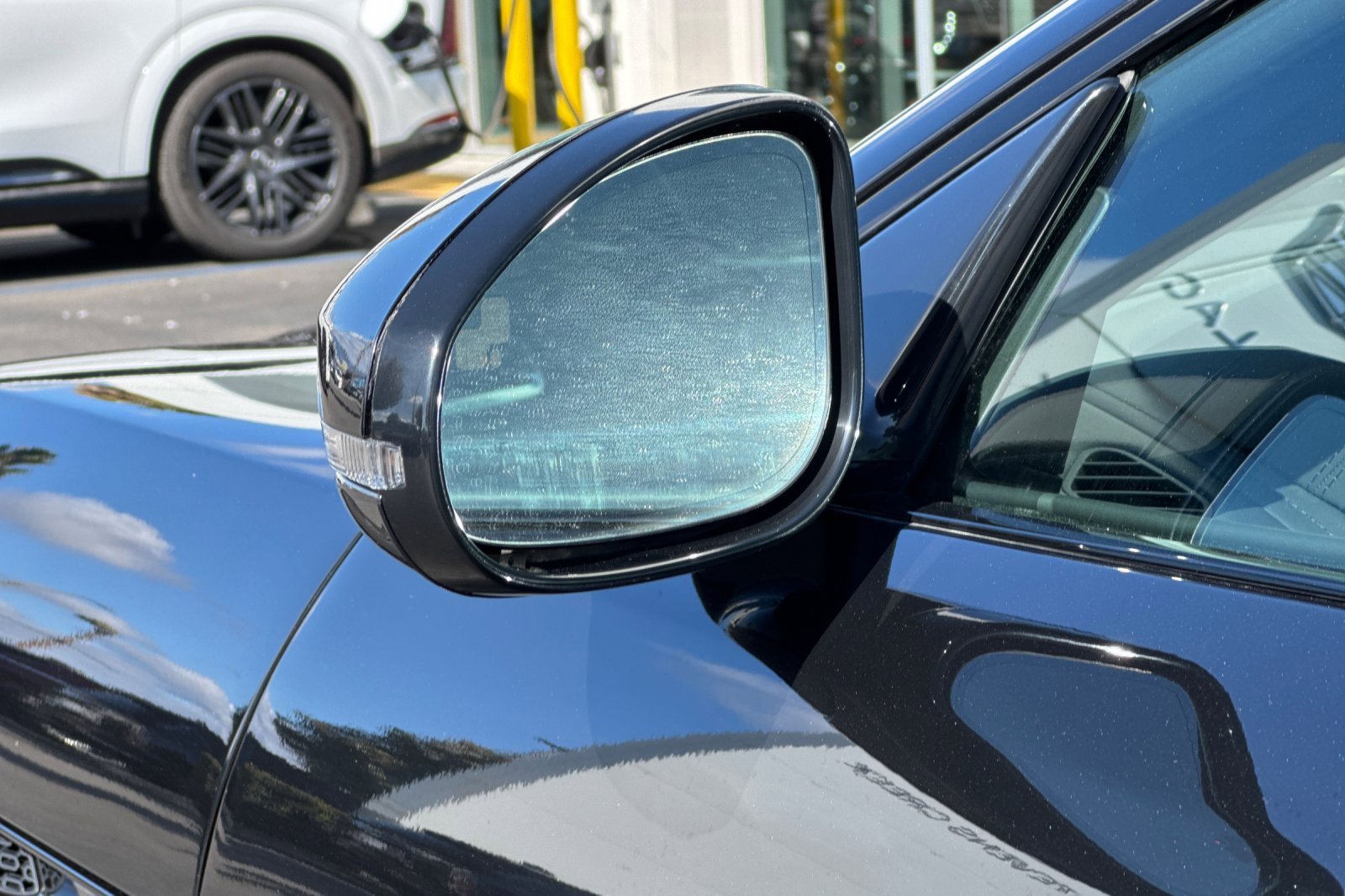 Used 2023 Jaguar F-TYPE R-Dynamic image 48