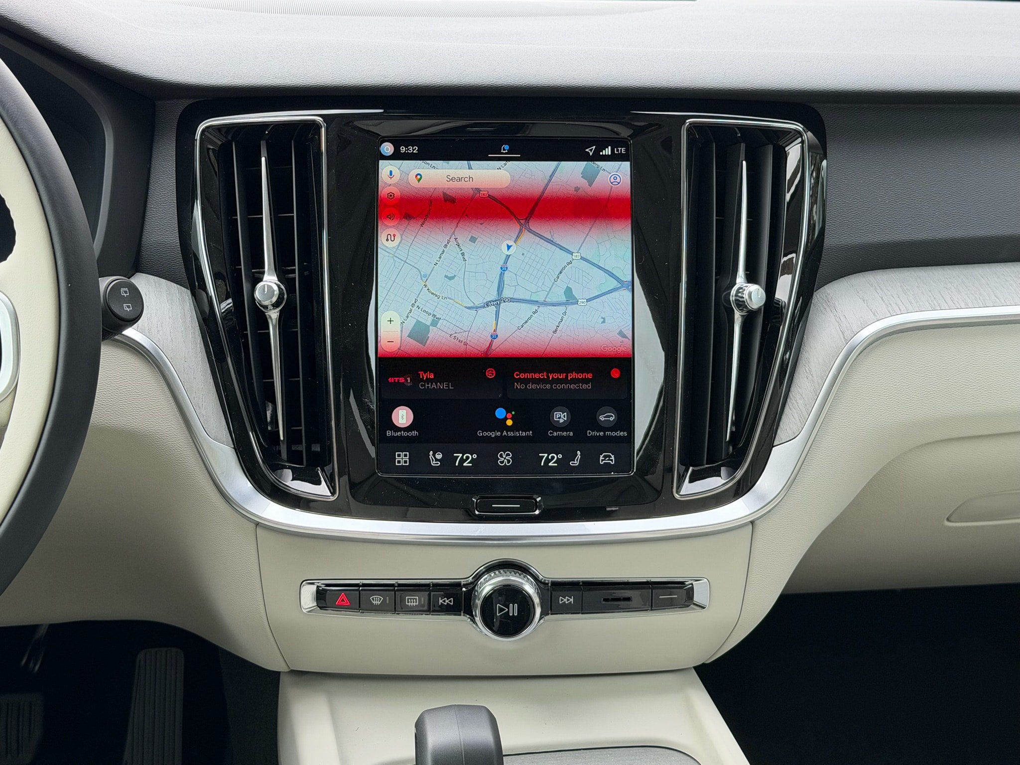 New 2026 Volvo V60 B5 Cross Country Plus w/ Protection Package Premier AWD/4WD image 12