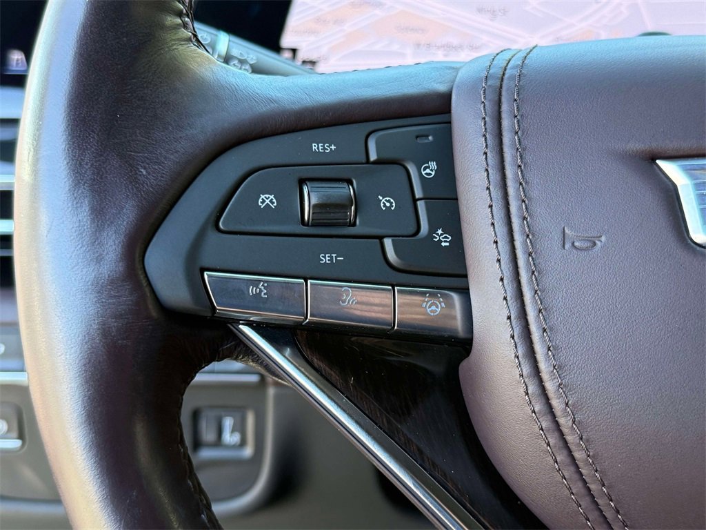 Used 2024 Cadillac Escalade ESV Sport Platinum w/ LPO, ONYX Package image 34