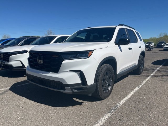 Certified 2025 Honda Pilot TrailSport