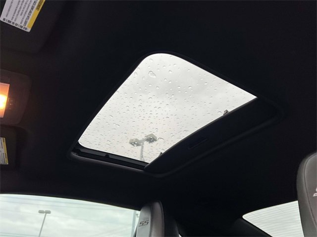 Used 2010 Chevrolet Camaro SS w/ LPO, Ground Effects Package image 21