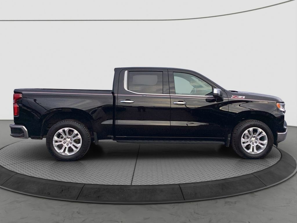 Used 2023 Chevrolet Silverado 1500 LTZ image 9
