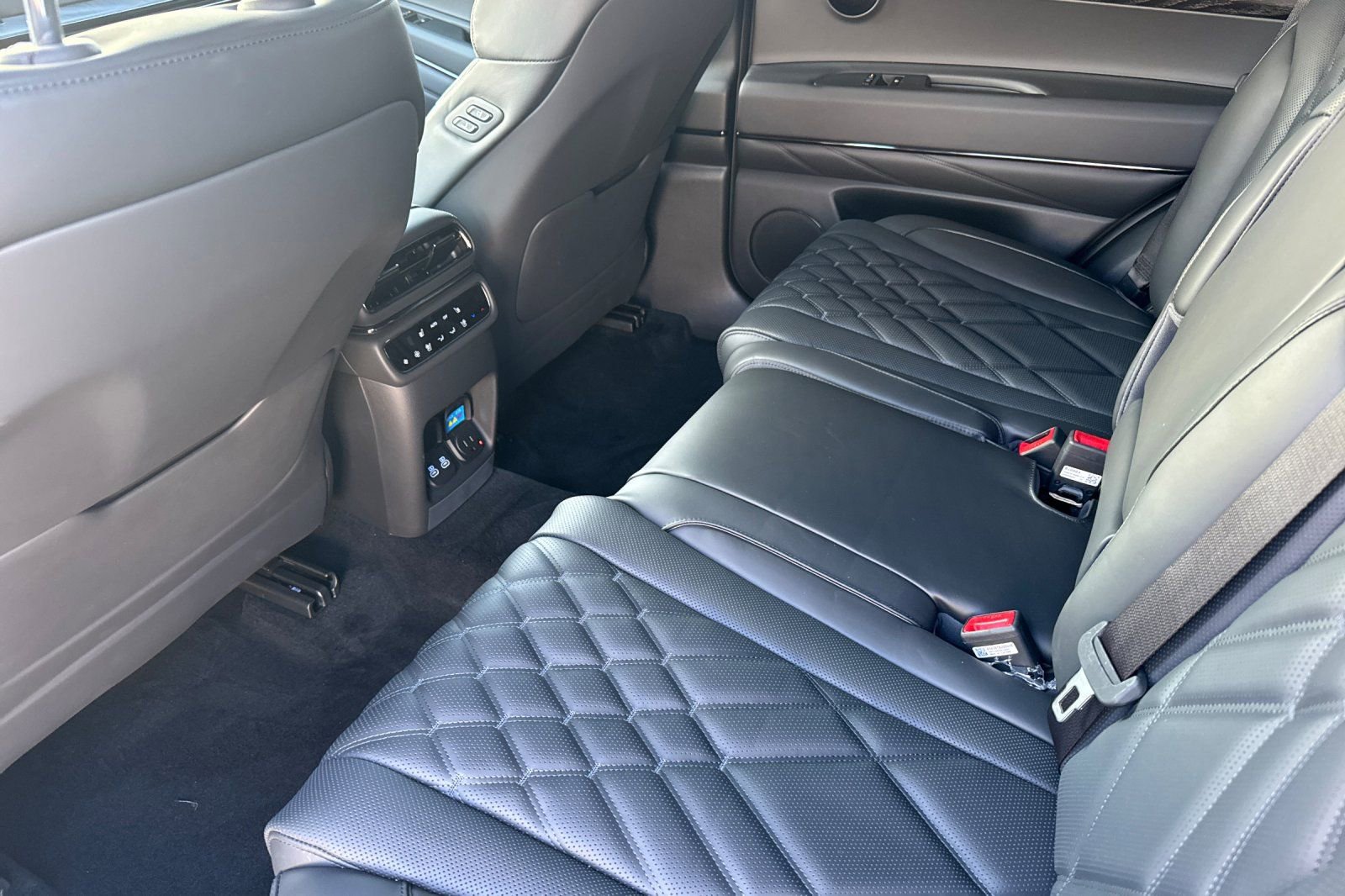 New 2026 Genesis GV80 3.5T Prestige image 14