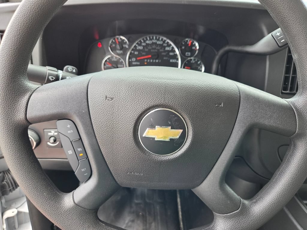 New 2026 Chevrolet Express 4500 w/ Power Convenience Package RWD image 10