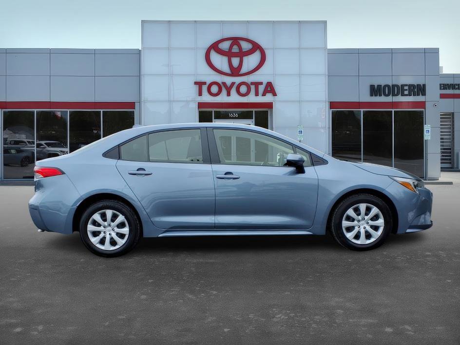 Certified 2024 Toyota Corolla LE image 4