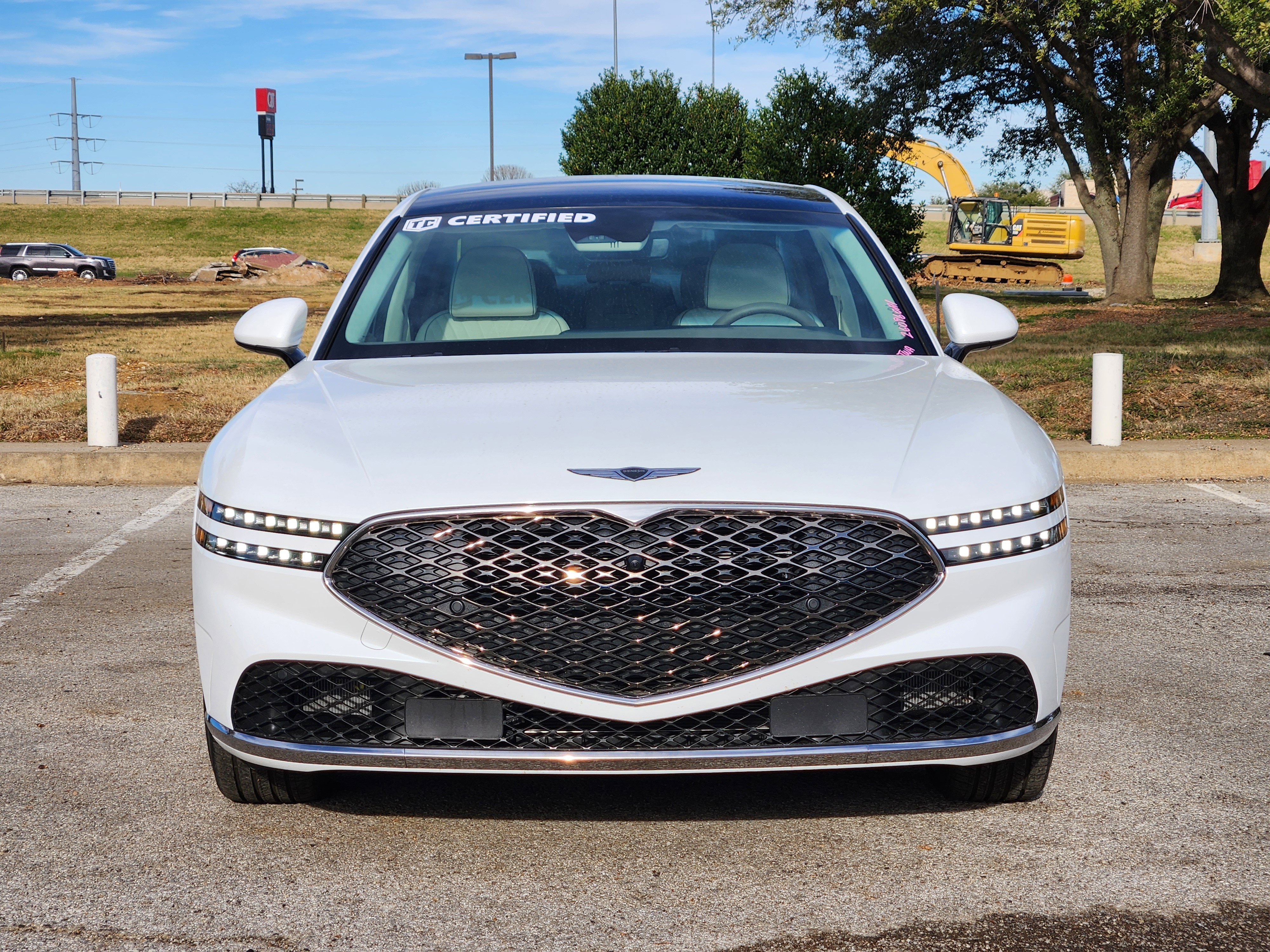 Used 2025 Genesis G90 3.5T image 2