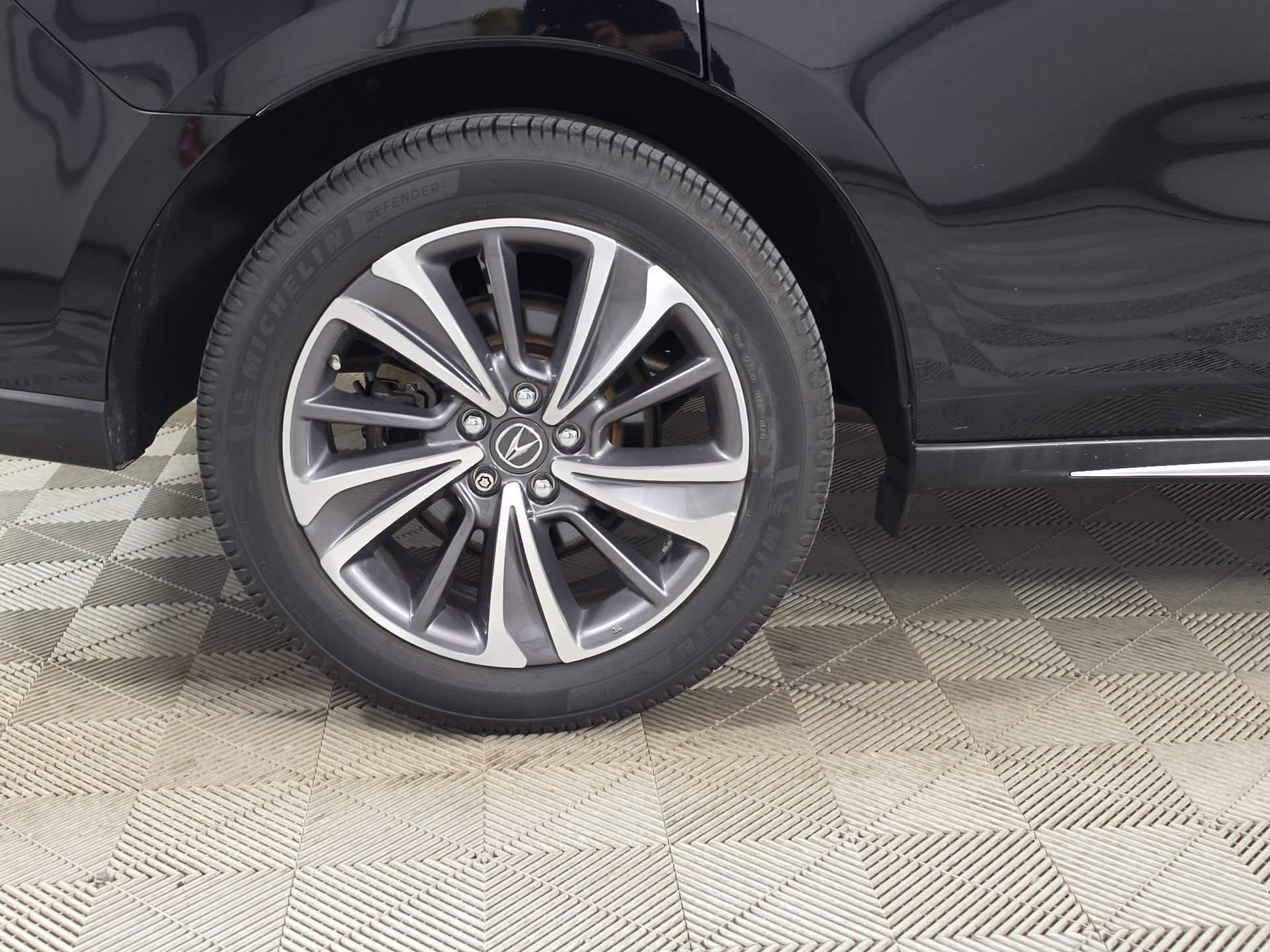 Used 2019 Acura MDX w/ Technology Package FWD image 9