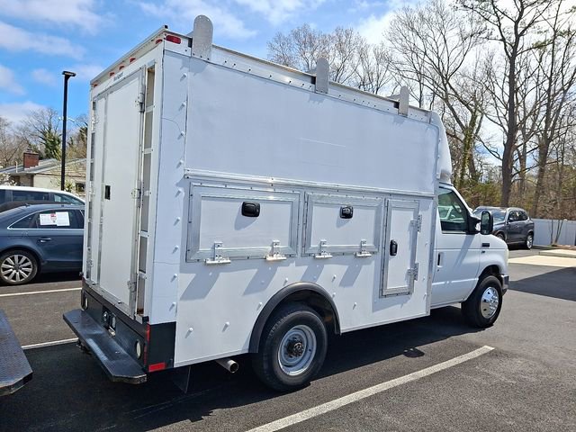 Used 2013 Ford E-350 and Econoline 350 Super Duty RWD image 8