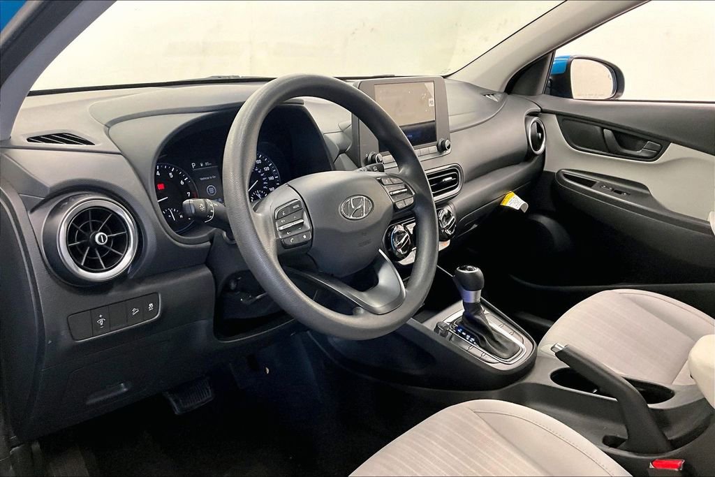 Used 2022 Hyundai Kona SEL w/ Cargo Package image 13