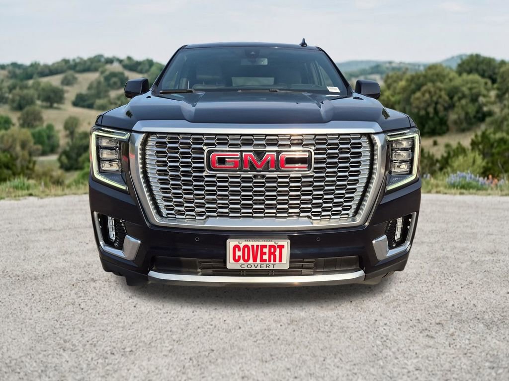 Used 2022 GMC Yukon Denali AWD/4WD image 2