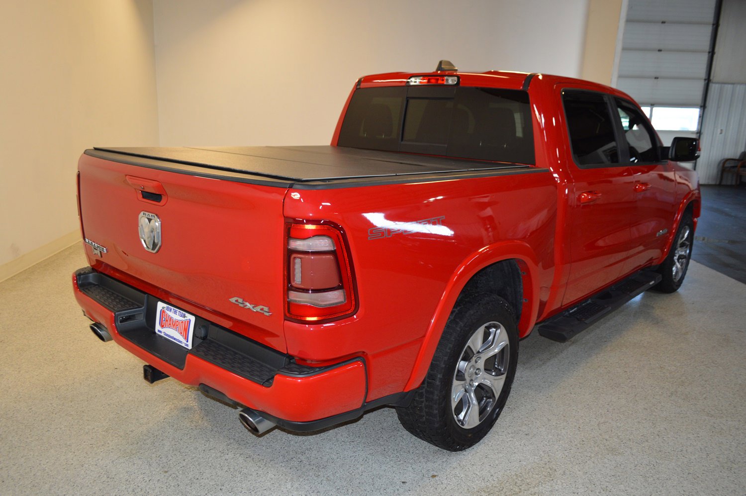 Used 2019 RAM 1500 Laramie w/ Sport Appearance Package image 3