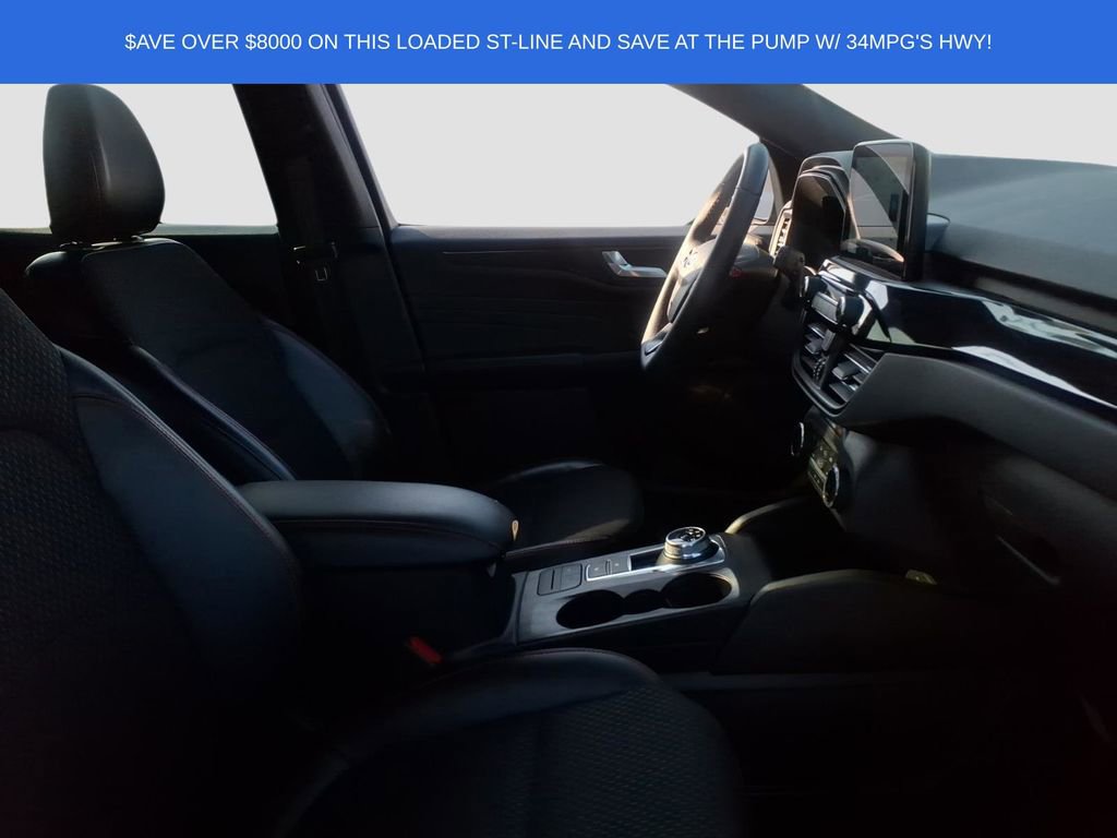 Used 2025 Ford Escape ST-Line image 12