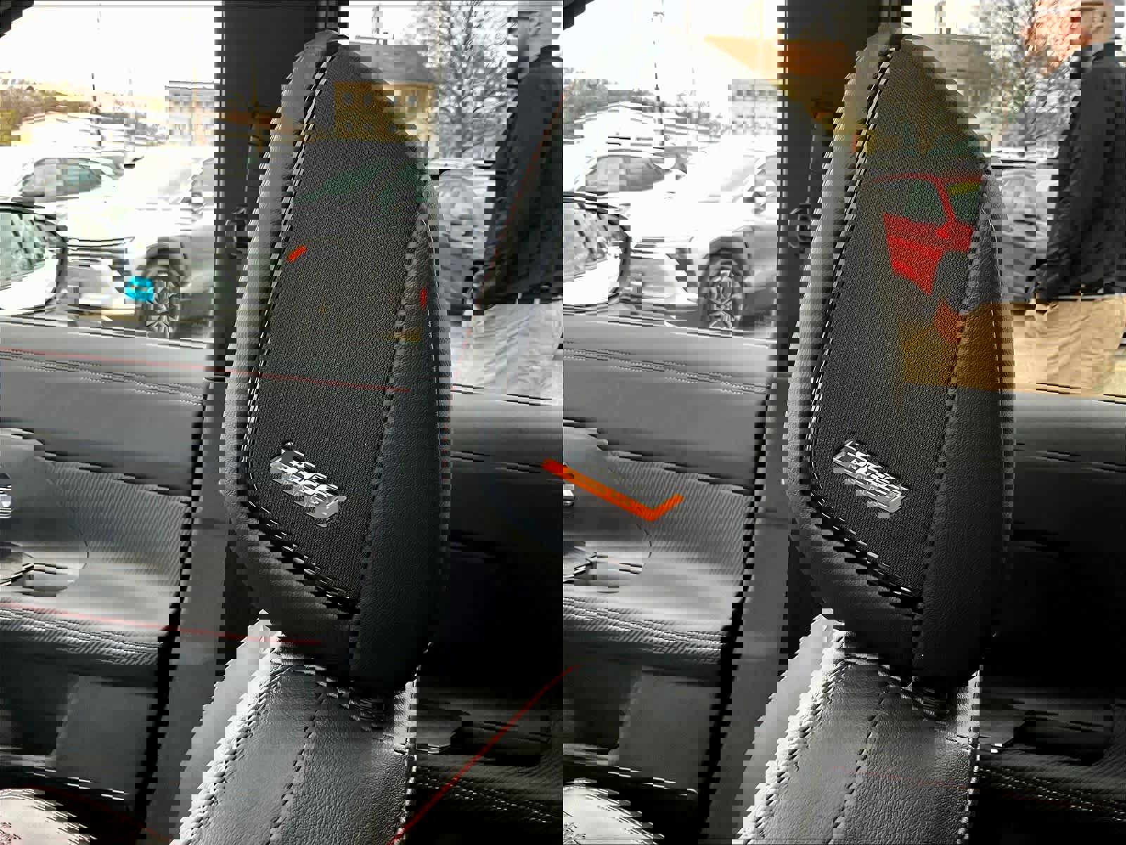 Used 2025 Nissan Kicks SR w/ SR Premium Package image 27