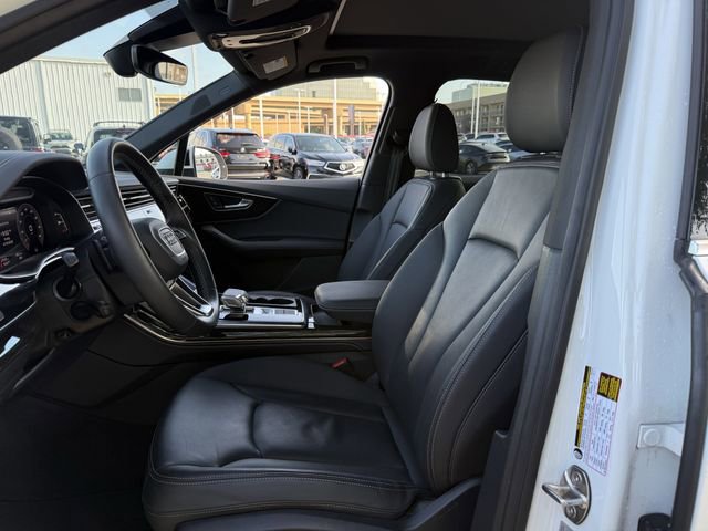 Used 2025 Audi Q7 3.0T Premium Plus image 24