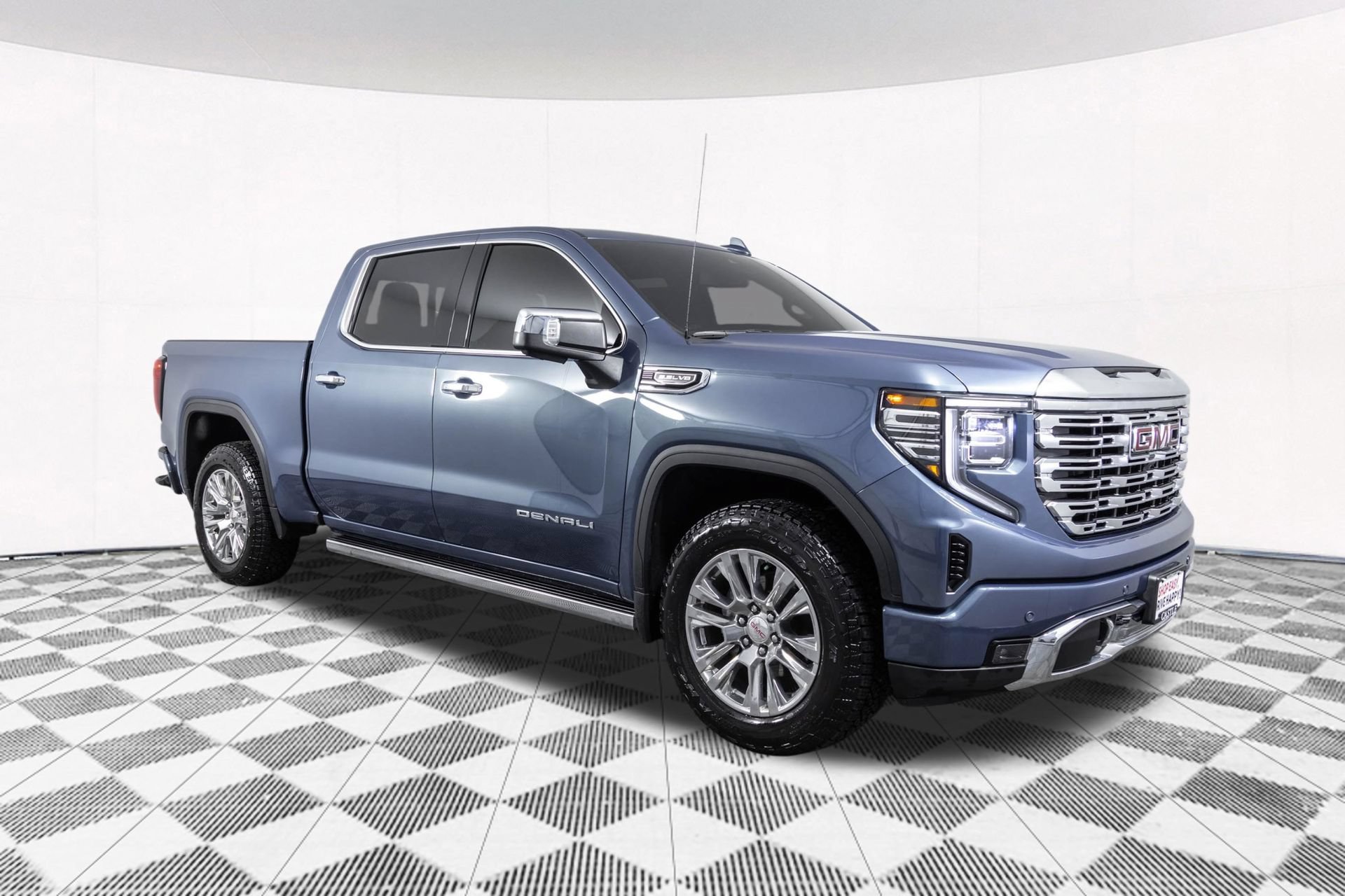 Used 2025 GMC Sierra 1500 Denali AWD/4WD image 22
