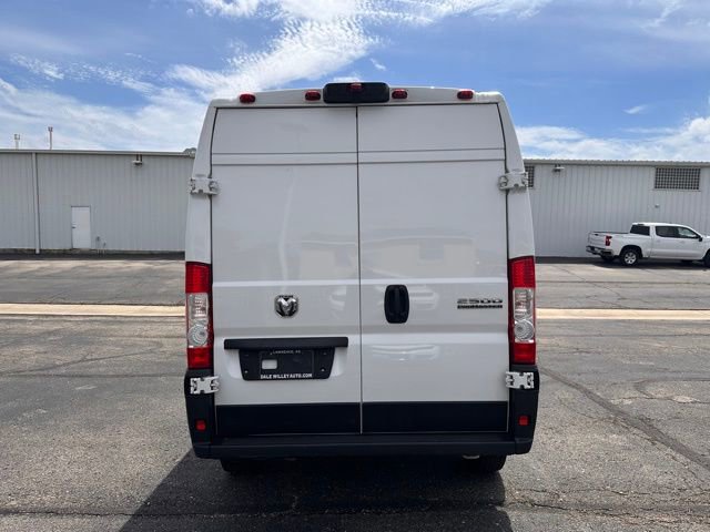 Used 2025 RAM ProMaster 2500 w/ Convenience Group FWD image 5