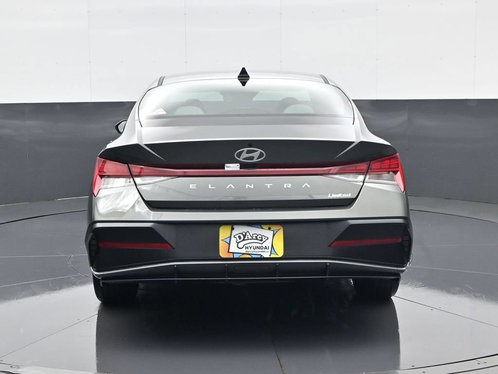 New 2026 Hyundai Elantra Limited FWD image 6