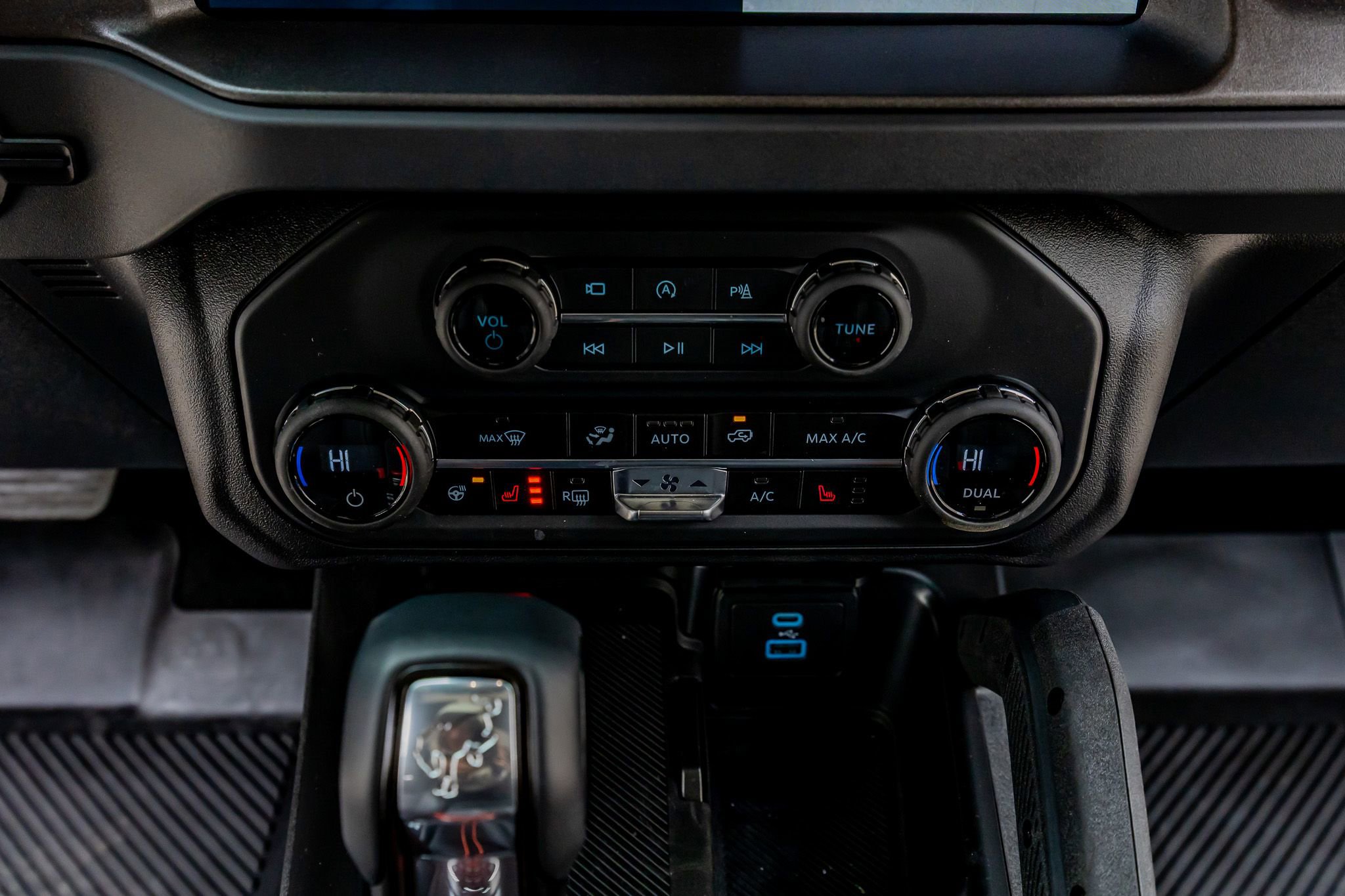 Used 2025 Ford Bronco Raptor AWD/4WD image 26