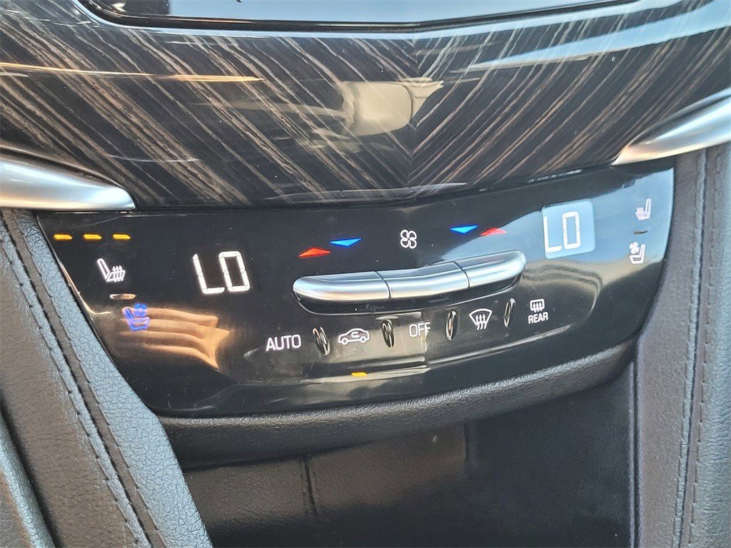 Certified 2024 Cadillac XT6 Premium Luxury w/ Technology Package image 16