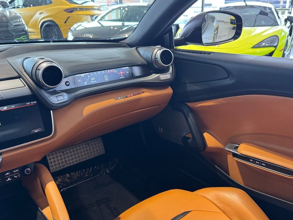 Used 2018 Ferrari GTC4Lusso T image 47