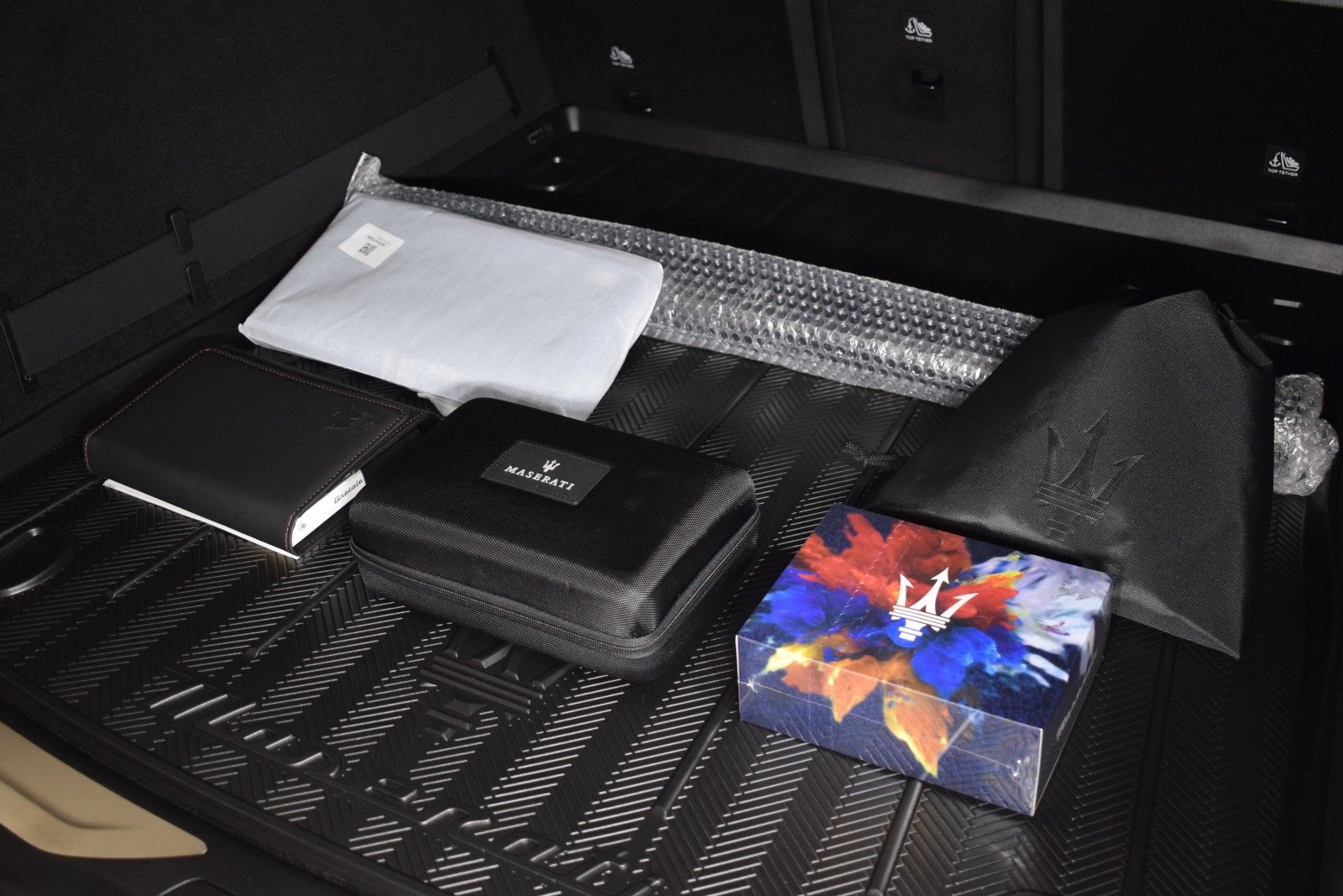 Certified 2024 Maserati Grecale Modena image 45