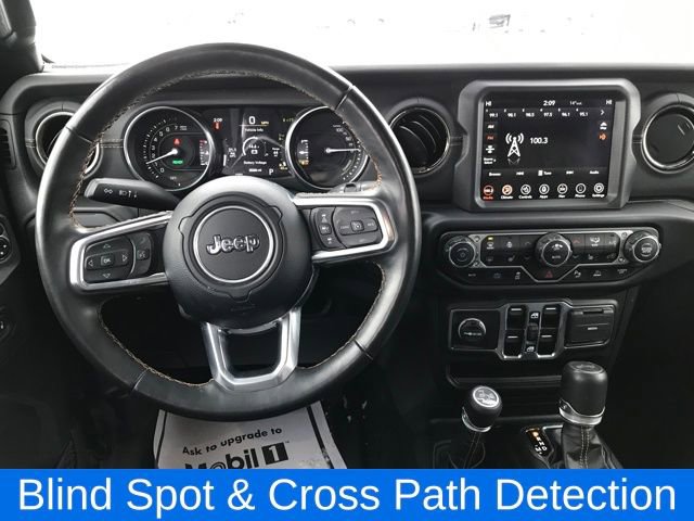 Used 2022 Jeep Wrangler Unlimited Sahara image 7
