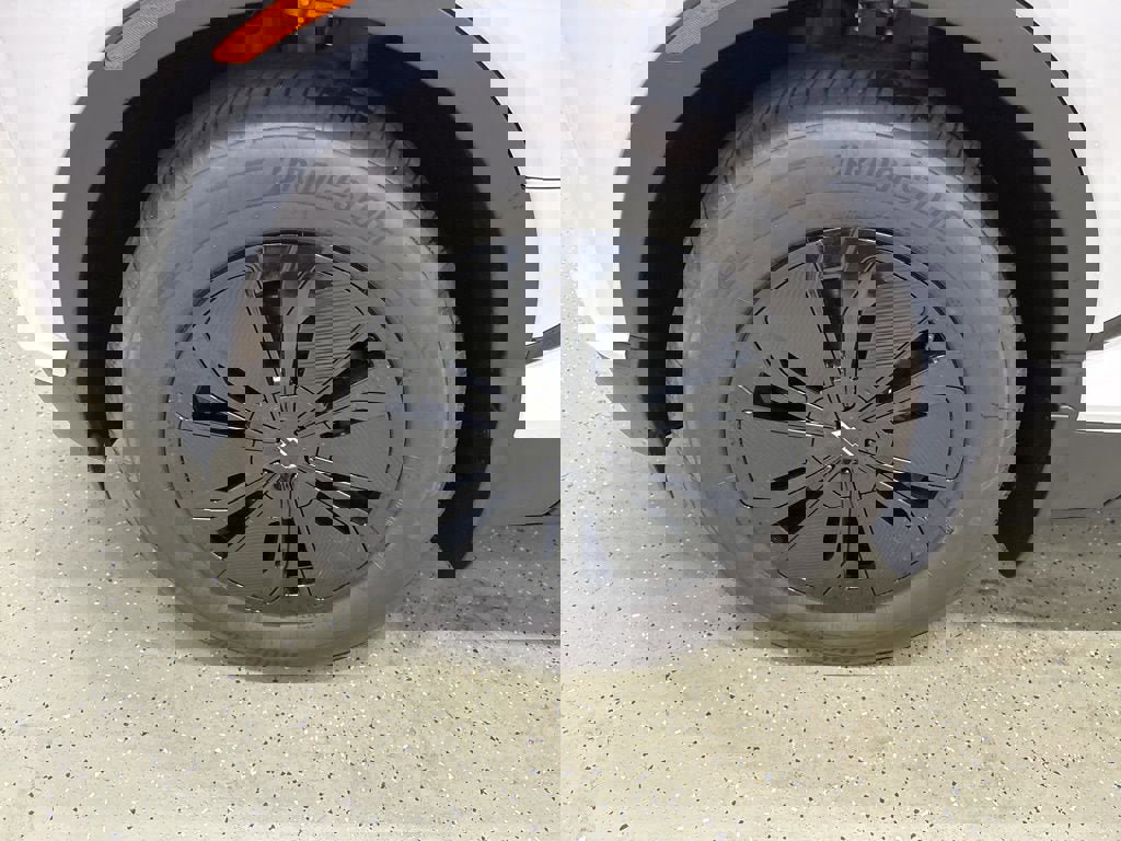 New 2026 Chevrolet Blazer EV LT image 8