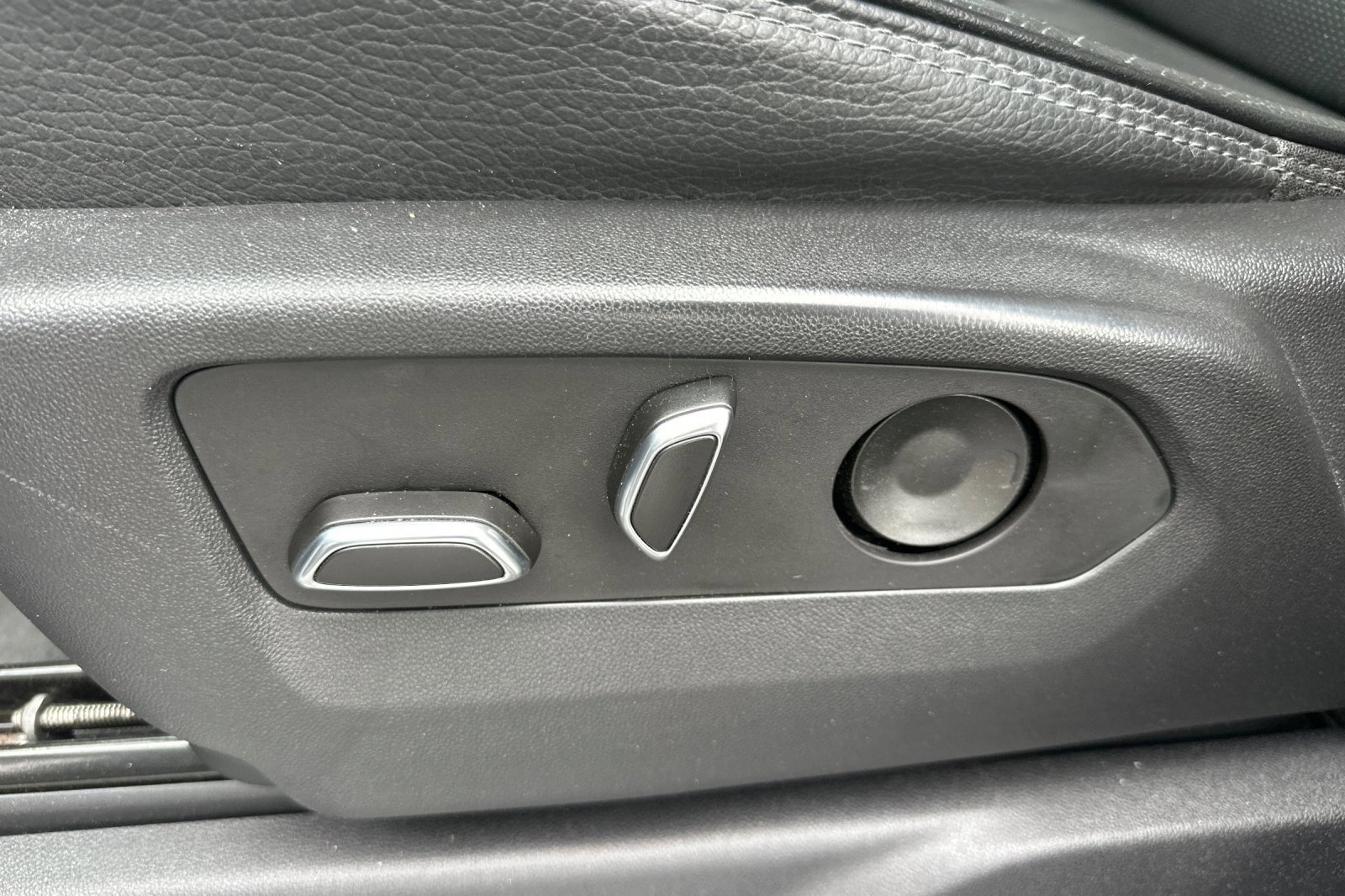 Used 2023 GMC Sierra 1500 Denali w/ Denali Reserve Package image 13