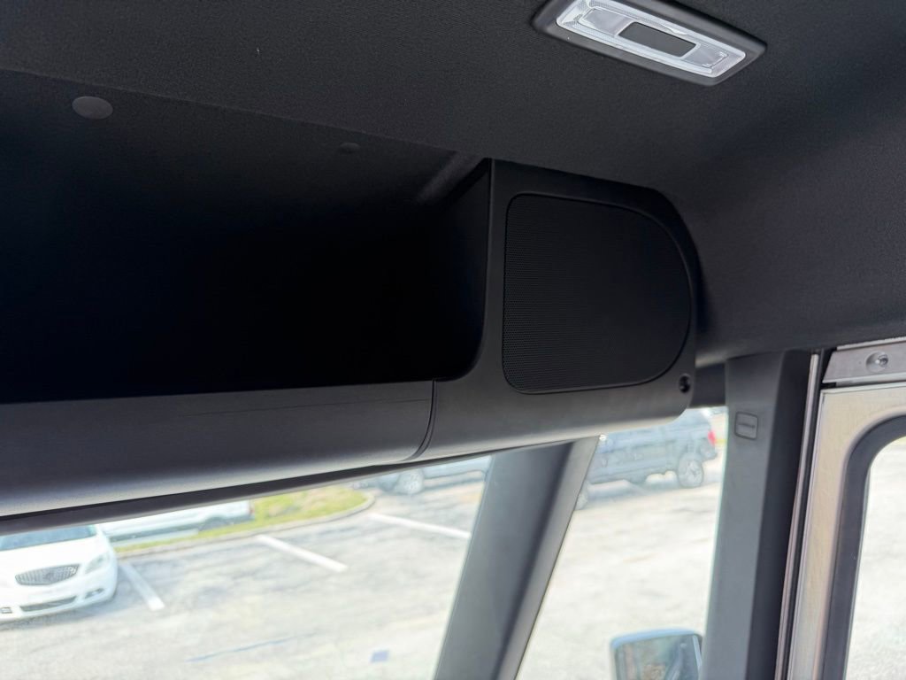 Used 2024 Chevrolet Brightdrop 600 w/ Commercial Equipment Package AWD/4WD image 15