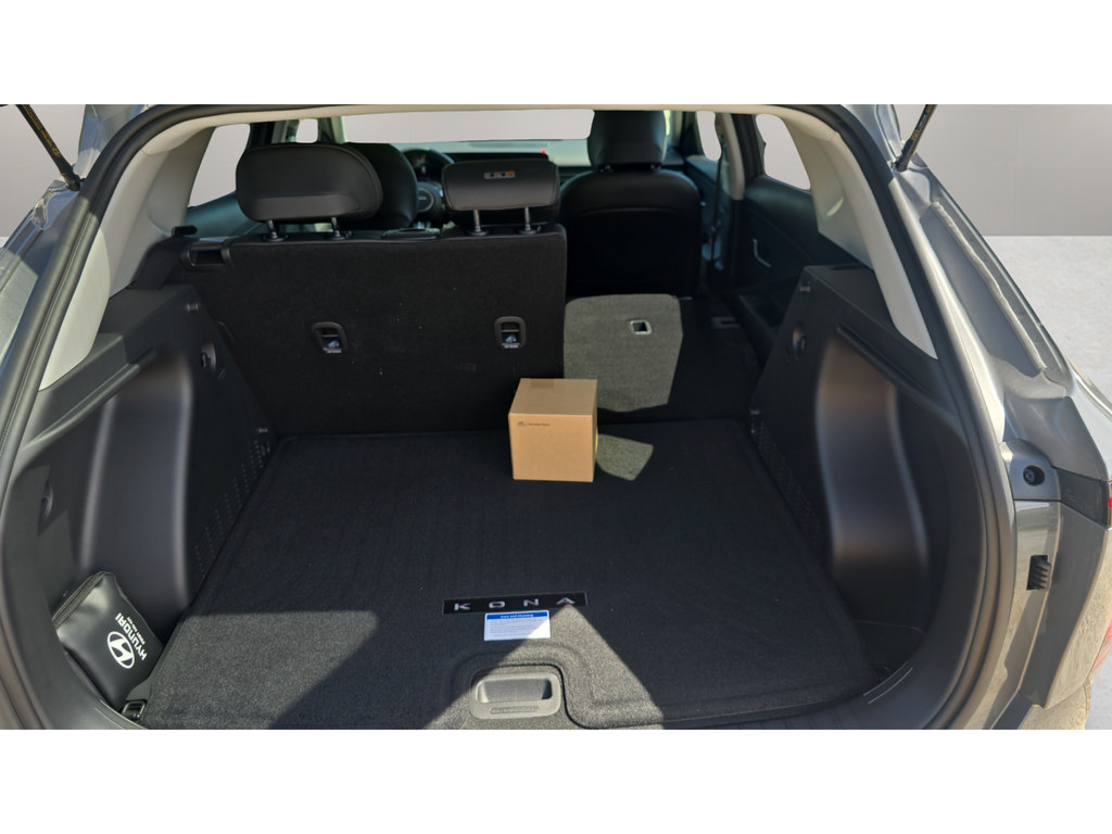 New 2026 Hyundai Kona SEL Premium AWD/4WD image 9
