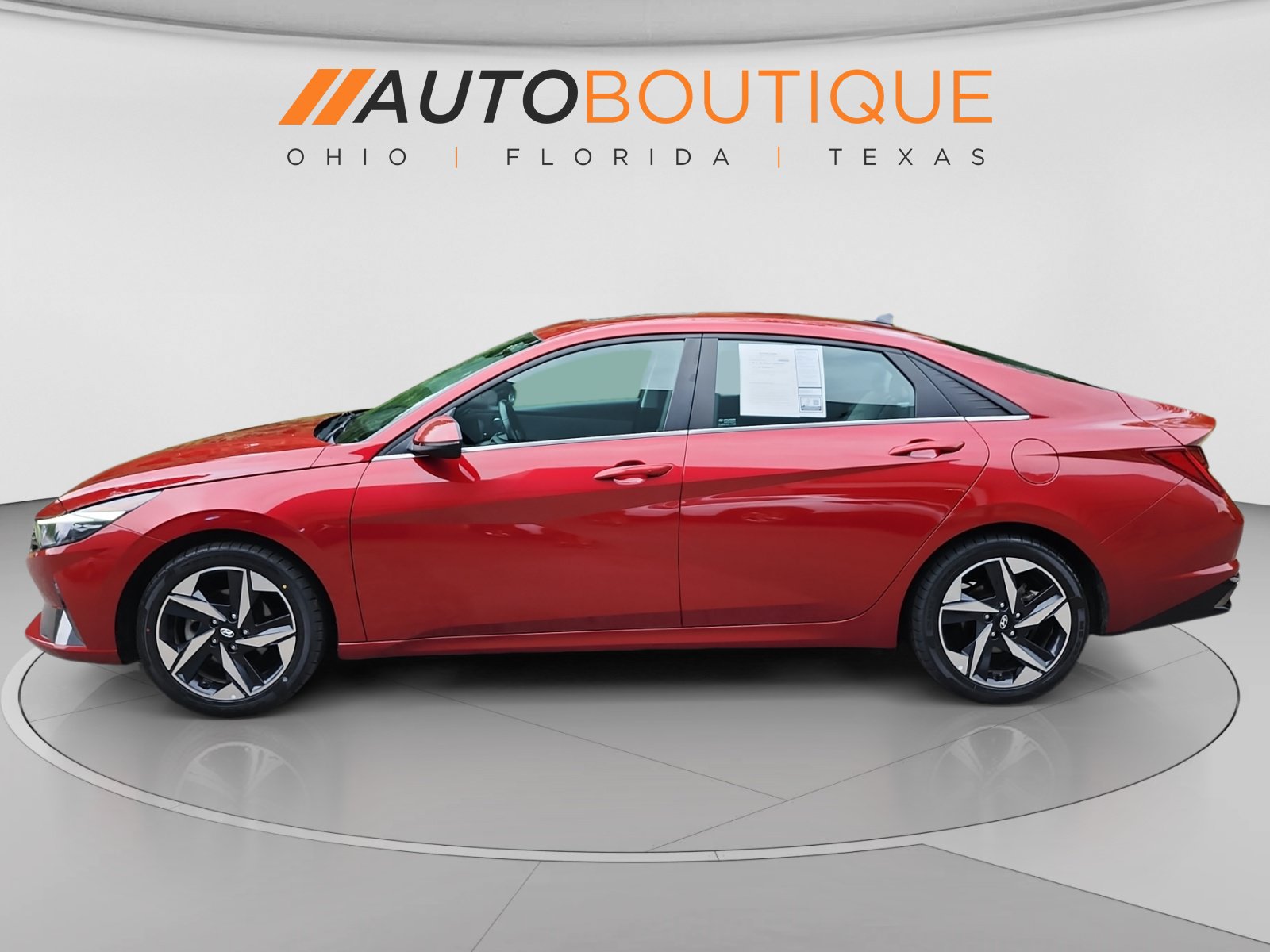 Used 2023 Hyundai Elantra Limited FWD image 2