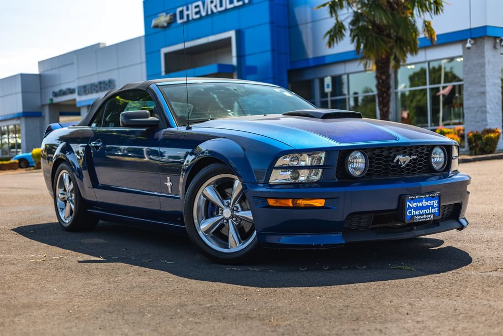 Used 2007 Ford Mustang GT Premium RWD video 1