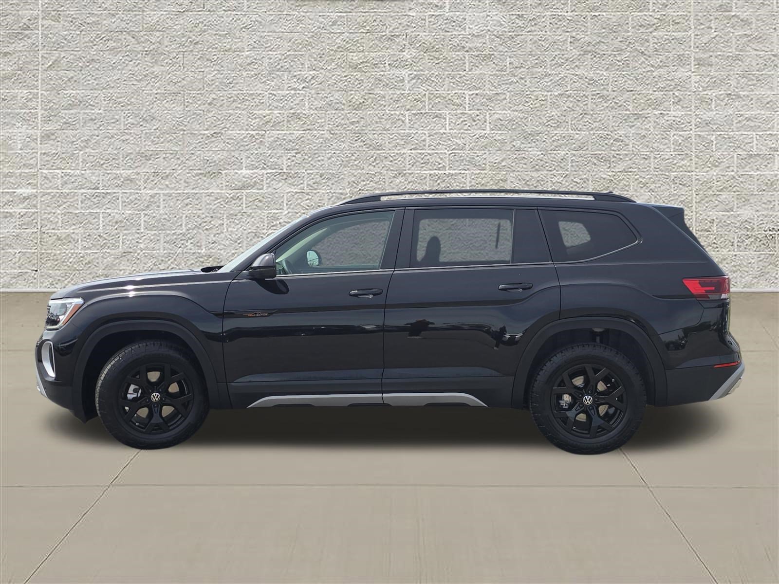 New 2026 Volkswagen Atlas Peak Edition AWD/4WD image 4