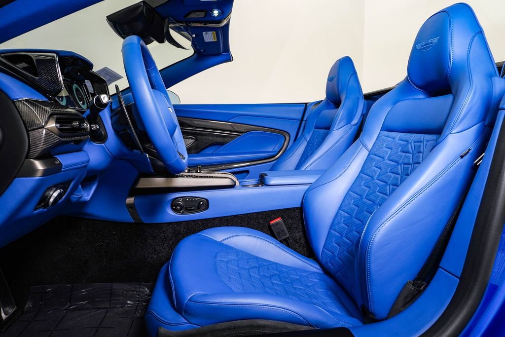 Used 2026 Aston Martin Vanquish Convertible RWD image 23