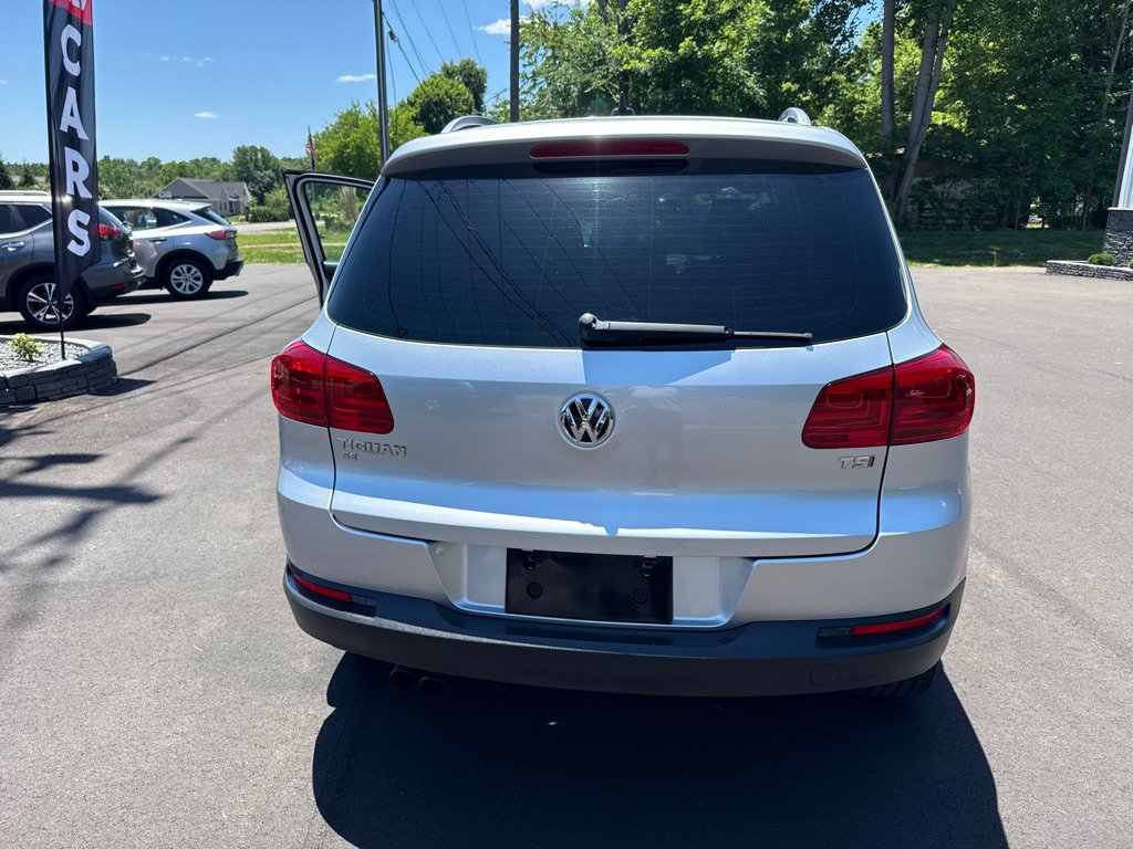 Used 2017 Volkswagen Tiguan Wolfsburg Edition FWD image 2
